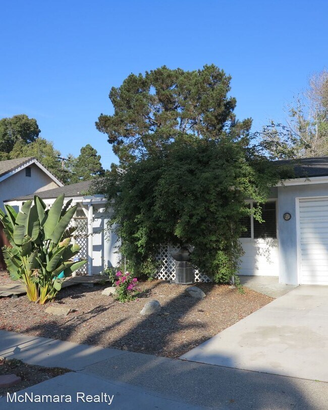 Building Photo - 3 br, 1 bath House - 11766 Los Osos Valley...