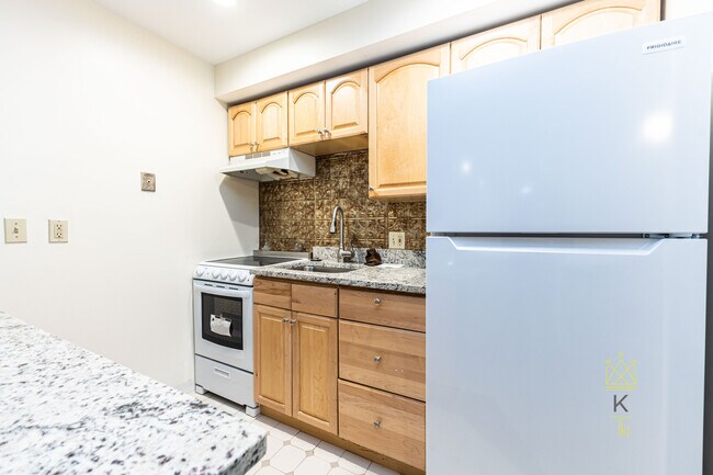 Foto del edificio - 1100 Beacon St