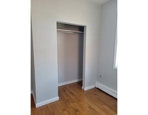 Building Photo - 28 2nd St