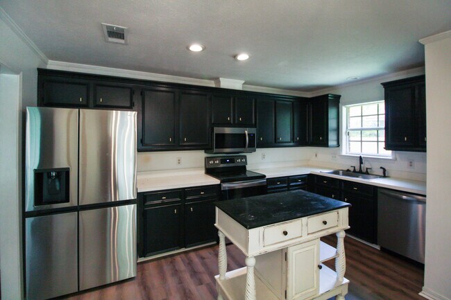 Photo - 330 Trace Harbor Rd House