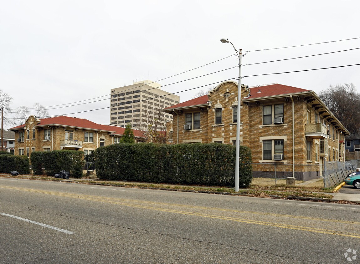 Foto del edificio - 244 S Cleveland St