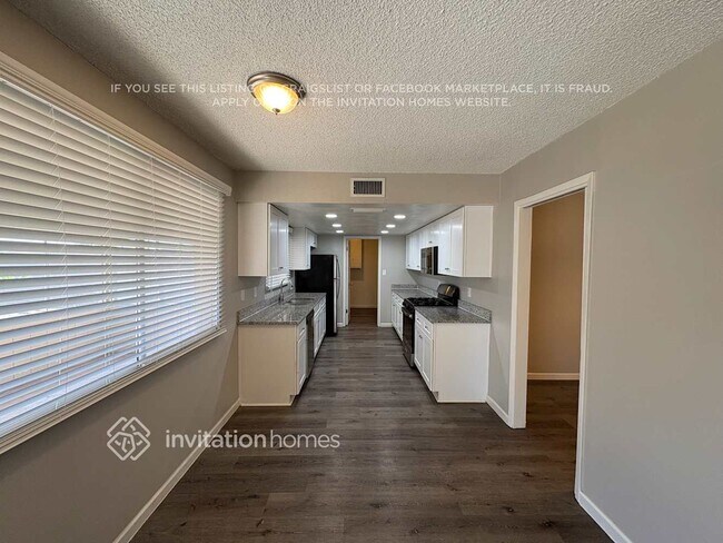 Building Photo - 7009 N 29th Ave