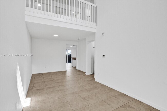 Building Photo - 7441 NW 114th Ct