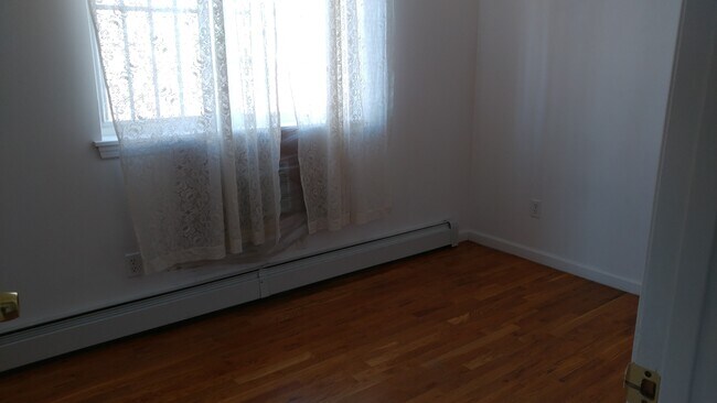 Building Photo - 3734 58th St