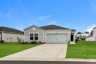 Building Photo - 135 S Reindeer Rd