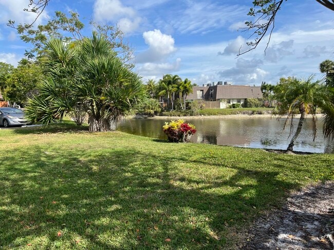 Building Photo - 326 Jupiter Lakes Blvd