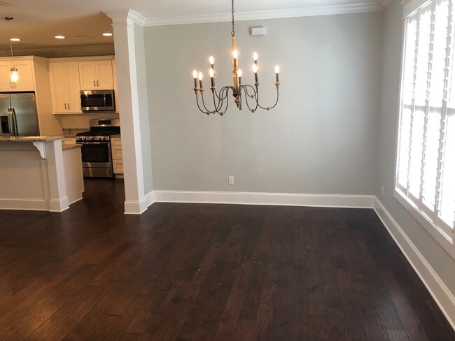 Foto del edificio - 101 Sweetbriar Lakes Dr