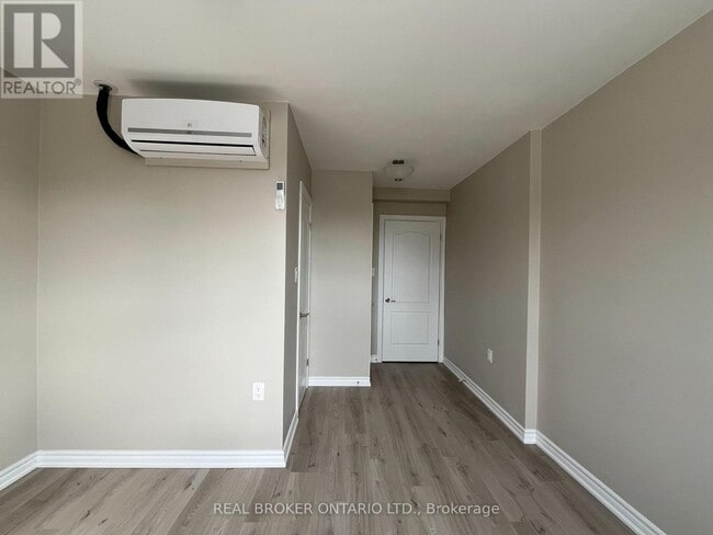 Building Photo - 395A Donlands Ave