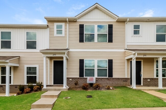 Building Photo - 291 Century Dr