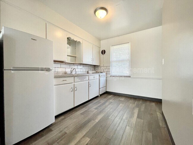 Foto del edificio - 1220 Ottillia St SE