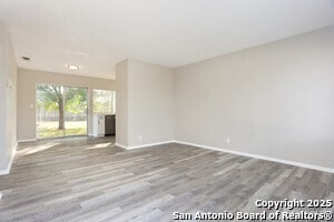 Building Photo - 7306 Glen Hart