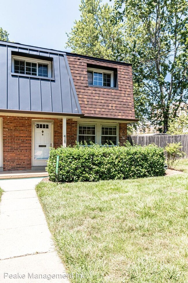 Building Photo - 3 br, 1.5 bath House - 428 James Ct.