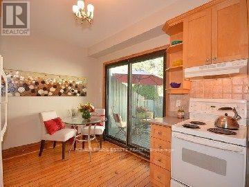 Building Photo - 14 Cassels Ave