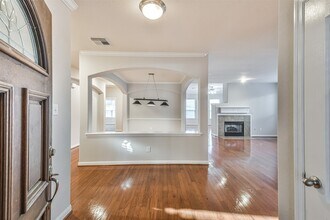 Building Photo - 9506 Gramond Hall Ct