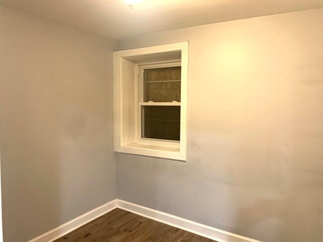 Foto del edificio - 2821 W 25th St