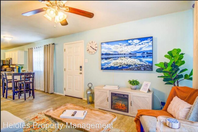 Foto del edificio - 3 br, 1.5 bath House - 134 Carousel