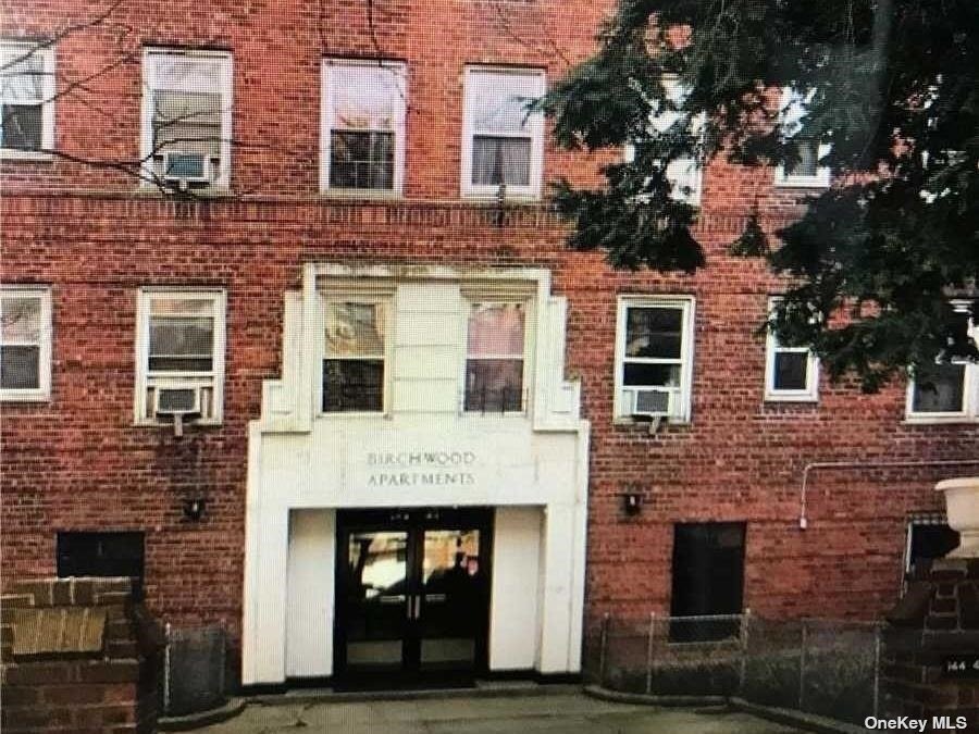 Foto principal - 144-44 41st Ave