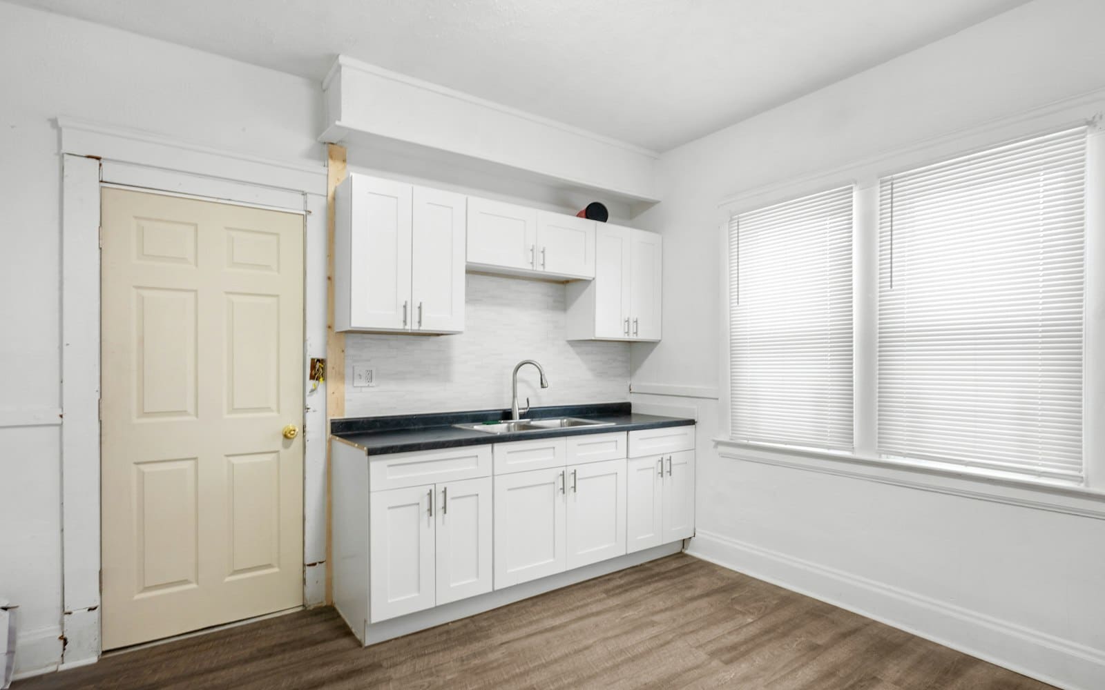3439 E 110th St Cleveland, OH 44104 – photo 5