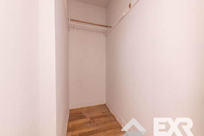 Building Photo - 441 Wilson Ave