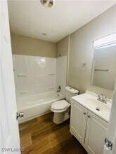 Building Photo - 2250-2252 Violet Dr