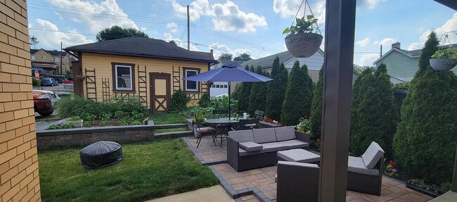 backyard - 416 Hill St