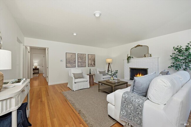 Foto del edificio - 2410 Mendota Way