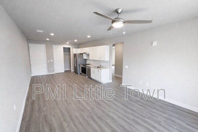 Building Photo - 12983 W Ida Ave