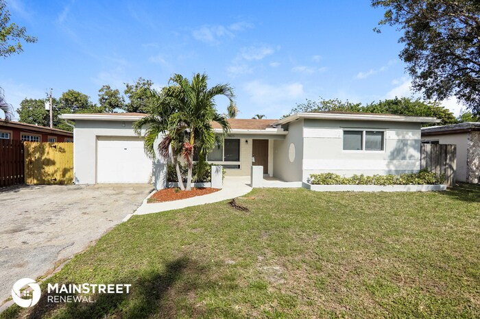 Primary Photo - 7825 Kismet St
