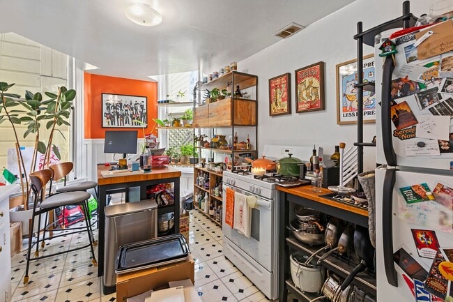 Foto del edificio - 1809 Oak St