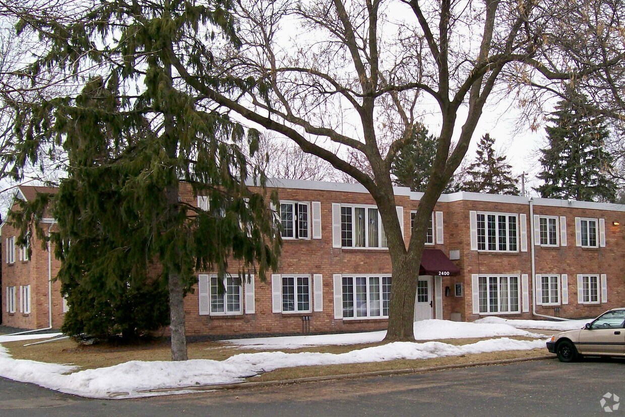 Building Photo - 2400 W 91st St