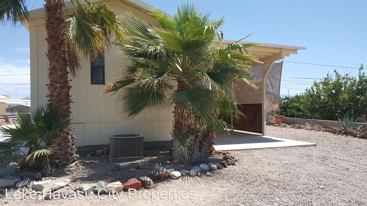 Foto principal - 2 br, 2 bath House - 2191 Perlite Ln