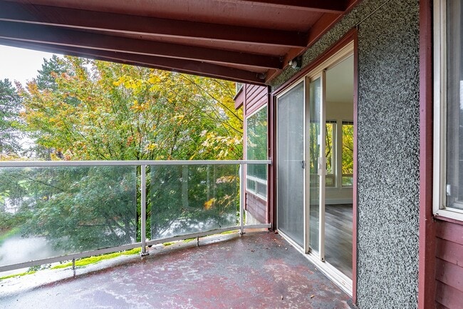 Interior Photo - Fairway Apartments