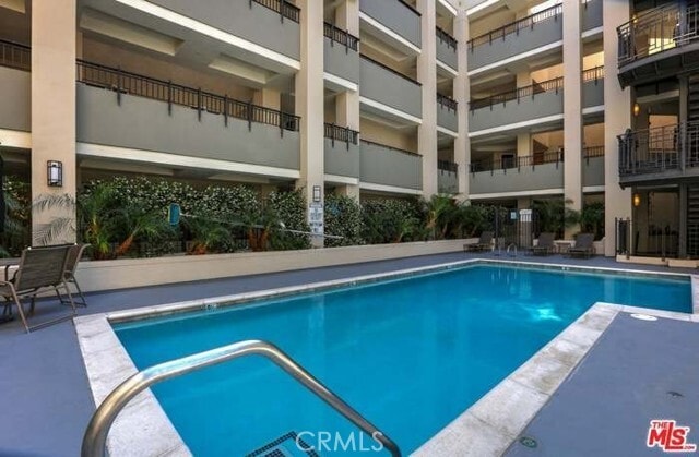 Foto del edificio - 12222 Wilshire Blvd