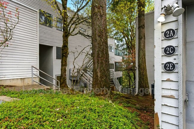 Foto del edificio - 48 Eagle Crest Dr