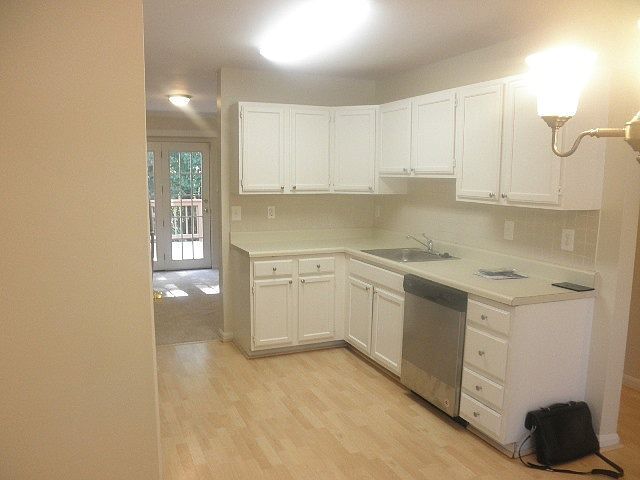 Foto principal - 9315 Town Pl Dr