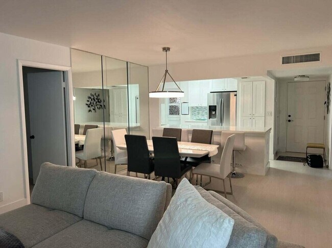 Foto del edificio - 5301 NW 2nd Ave