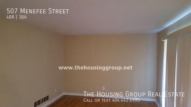 Building Photo - Southern Town Charm!! 4 Bedroom Ready NOW!!