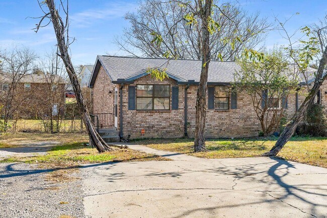 Foto del edificio - 4558 Brooke Valley Dr