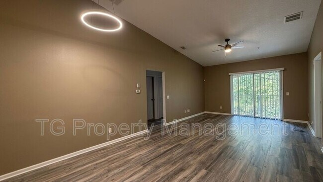 Foto del edificio - 3610 Kirkpatrick Cir