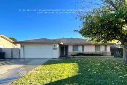 Building Photo - 41797 Royal Palm Dr