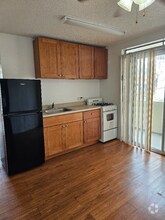 Building Photo - 1439 Kewalo St