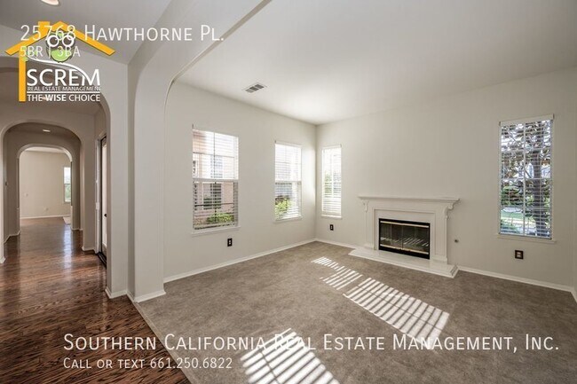 Building Photo - Five Bedroom Pool Home in Stevenson Ranch