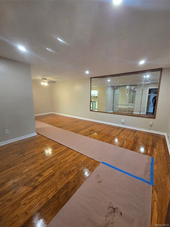 Foto del edificio - 130-28 144th St