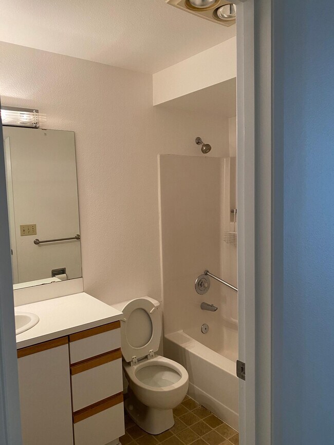 Foto del edificio - 6545 106th Ave NE