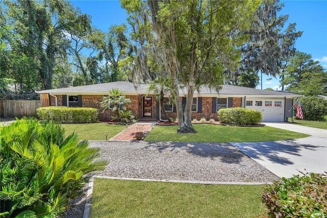 Building Photo - 2221 Bonaventure Rd