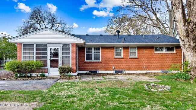 Building Photo - 4304 Statton Rd