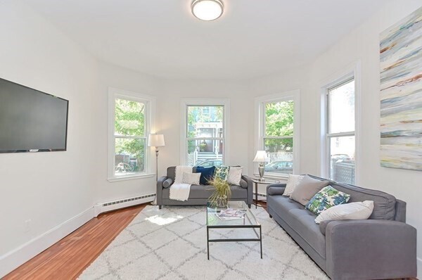 Foto del edificio - 28 Inman St