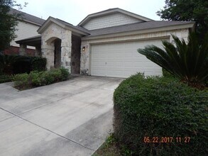 Building Photo - 2119 Mobeetie Tr