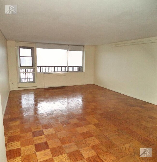 Foto del edificio - 0 bedroom in Brookline MA 02446