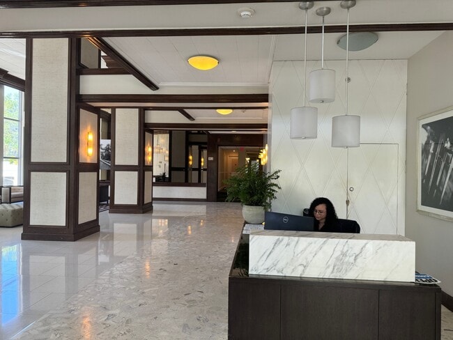 Foto del edificio - 5 Island Ave
